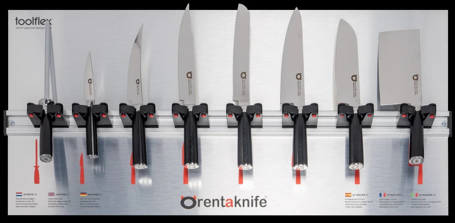 FaustoDamast-messenset met aanzetstaal op een magnetische RentaKnife-strip